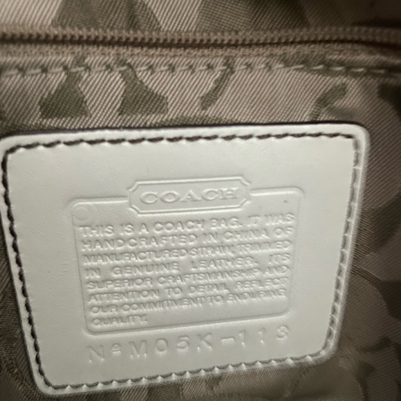 Genuine Coach Straw Handbag - Picture 7 of 10